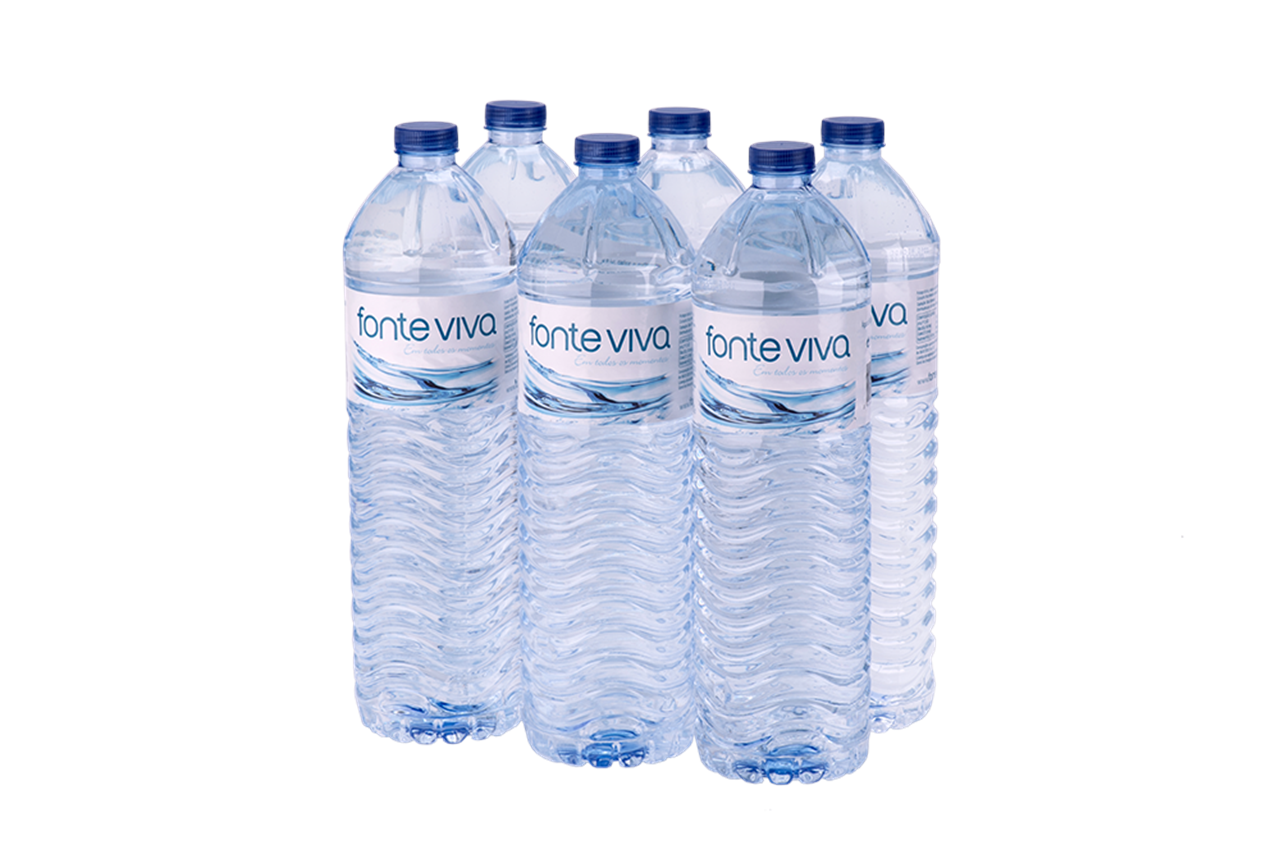 Garrafa de água 1,50 litros Garrafa de água 1,50 litros